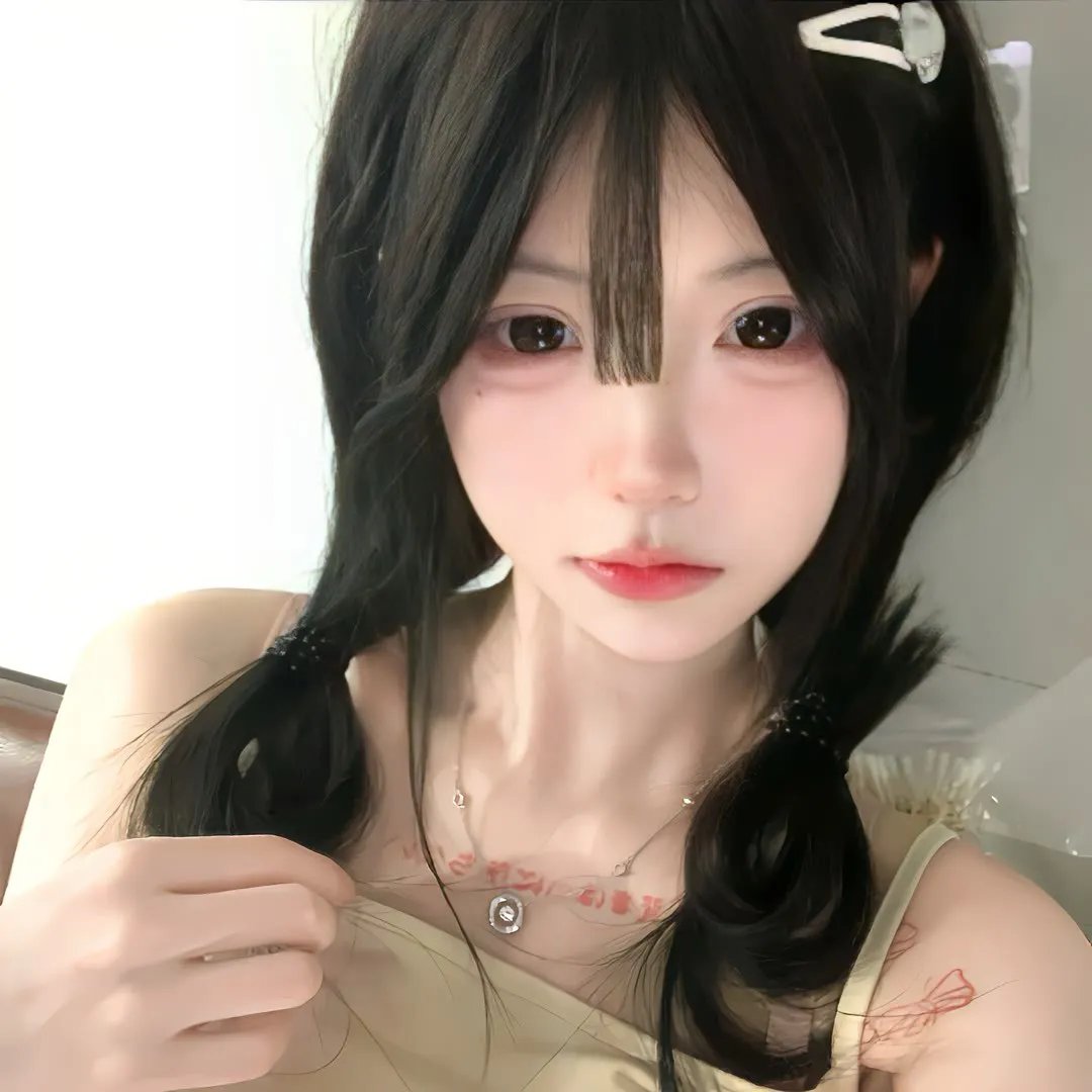 阿罗有枝彩色笔